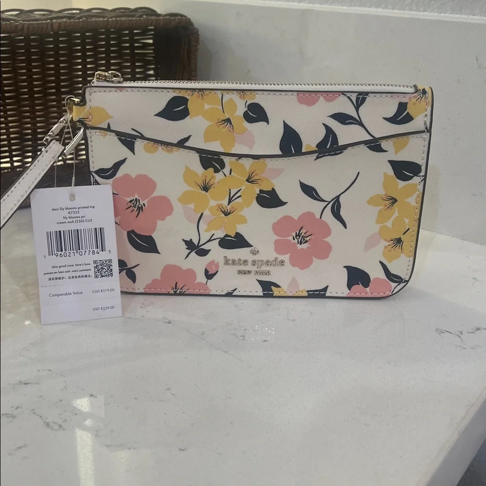 Kate Spade NWT Lily Blooms Printed Trip Wristlet Clutch - Picture 1 of 14